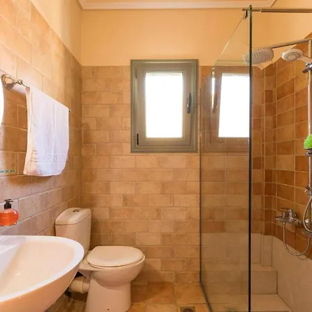 ヴィラ Leanda By ロウダータ