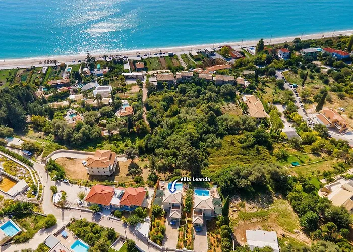 Leanda By Villa Lourdata (Kefalonia)